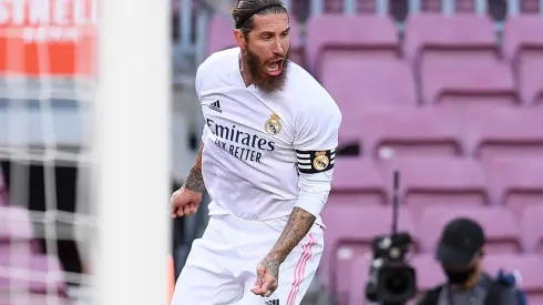 Sergio Ramos festeja ante el Barcelona