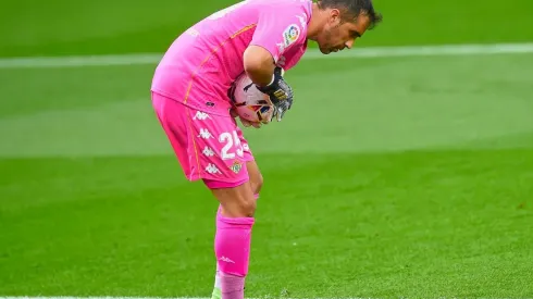 Claudio Bravo ante el Barcelona en el Camp Nou