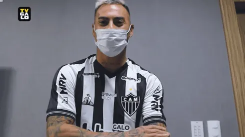 Eduardo Vargas está feliz por reencontrarse con Sampaoli.