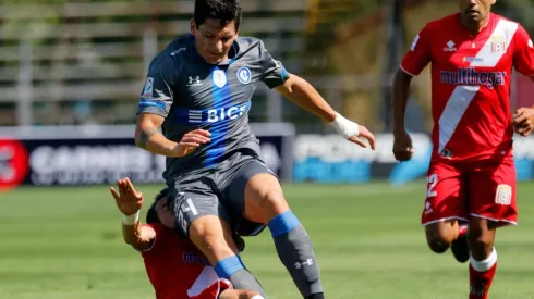 Curicó derrotó a la Católica en La Granja.