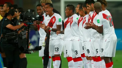Selección peruana antes de enfrentar a Brasil