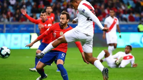 Edison Flores vuelve el once estelar de Perú