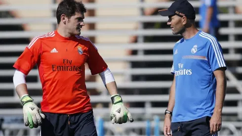 Iker Casillas espera ser un DT como Zinedine Zidane.