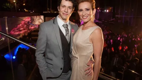 La pareja mantenía una relación de 19 años de diferencia.