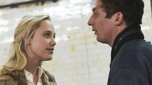 "Después de todo", el nuevo título de TNT Originals, está protagonizada por Maika Monroe.