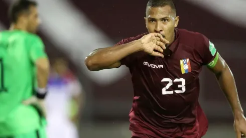 Salomón Rondón le dio la victoria a Venezuela contra Chile.