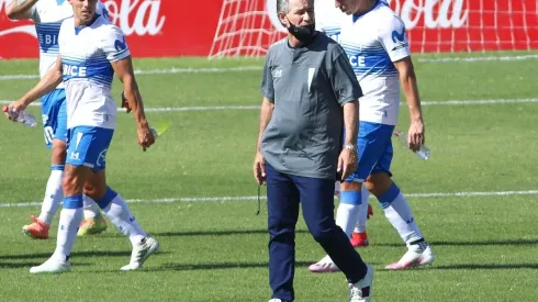 Ariel Holan estuvo autocrítico al momento de analizar la derrota de Universidad Católica ante Coquimbo Unido