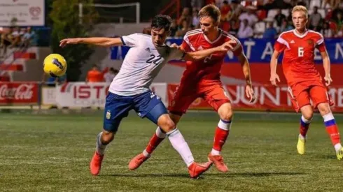 Pablo Solari jugando por la Sub 20 de Argentina