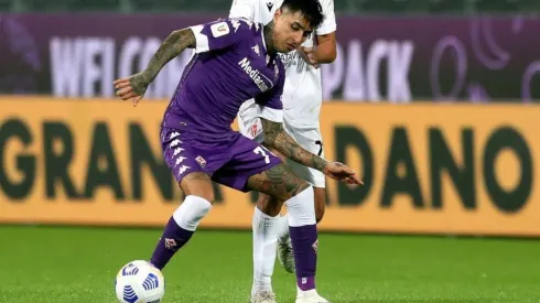 Erick Pulgar sumó algunos minutos en la derrota ante Benevento