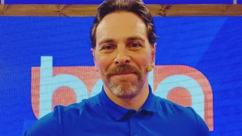 Tras su paso por "Mucho Gusto", José Antonio Neme es actualmente panelista de "Hola Chile", en La Red.