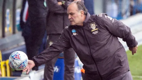 Marcelo Bielsa cumple una campaña regular después del histórico ascenso de Leeds United a la Premier League