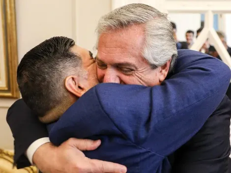 Presidente de Argentina llora la partida de Diego Maradona