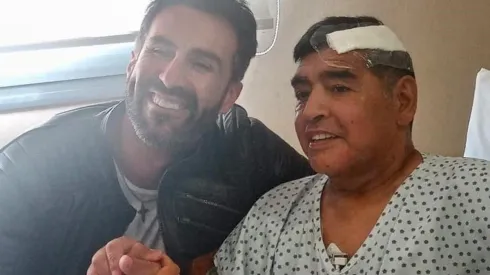 Esta imagen fue muy criticada por el entorno de Maradona.