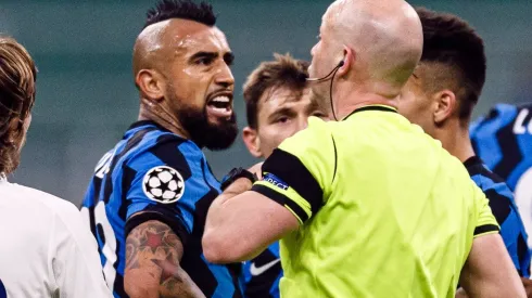 Arturo Vidal dejó a Inter con uno menos en pleno primer tiempo de la derrota ante Real Madrid por Champions League