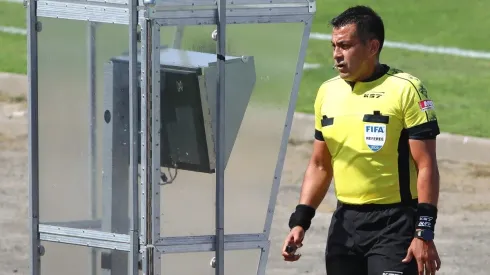 Los árbitros chilenos hicieron un balance positivo sobre la utilización del VAR en el Campeonato Nacional