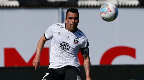 Esteban Paredes no se quiere retirar aún y evita operarse.