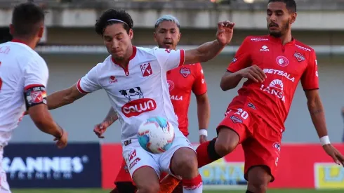 Ñublense y Valdivia animaron un entretenido partido en el sur. La visita estuvo muy cerca del triunfo