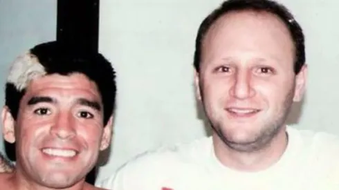 Diego Maradona junto a Mariano Israelit