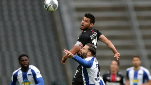 El Leverkusen todavía no puede contar con Charles Aránguiz.