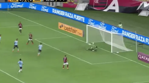 Tapadones de Arias en el Flamengo-Racing por Copa Libertadores.