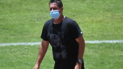 Héctor Almandoz dejó de ser el técnico de Deportes Antofagasta.