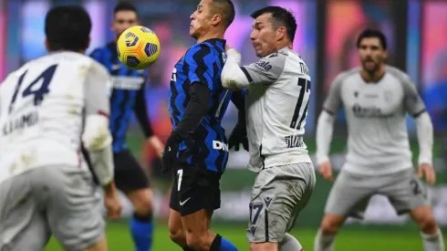 Gary Medel marcó con firmeza a Alexis Sánchez