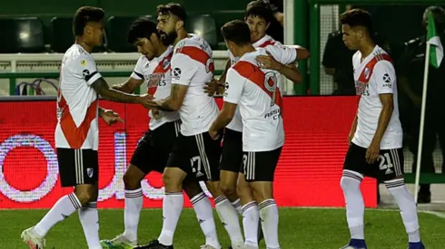 El millonario quiere seguir con los abrazos. En la Libertadores y ahora quiere seguir en el torneo local, Copa Diego Armando Maradona