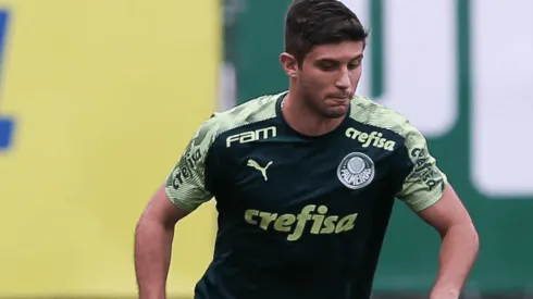 Benjamín Kuscevic se estrenó en Palmeiras en el 2-2 ante Santos.