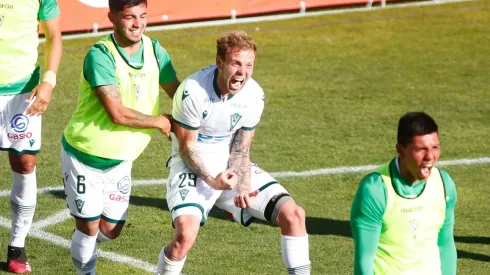 En el partido de ida Wanderers y Everton igualaron 2 a 2 con un gol en el último suspiro del partido