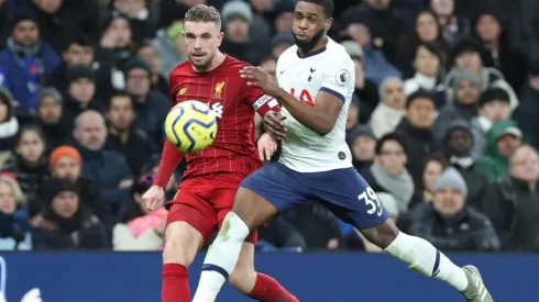 Ambos clubes igualan puntos en la primera posición.