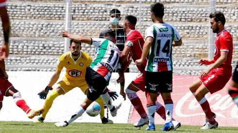 El calendario del Campeonato Nacional tiene con dolor de cabeza a la dirigencia de la ANFP, que se reunirá hoy en un nuevo Consejo de Presidentes