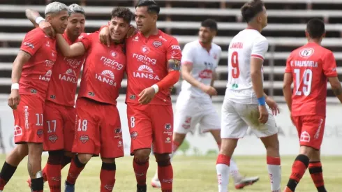 Ñublense se abraza ante Deportes Valdivia