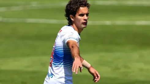 Saavedra espera que la Católica dicte el ritmo del partido en San Carlos.