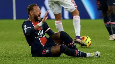 Neymar presenta una contusión ósea en su tobillo.