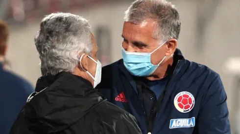 Carlos Queiroz se saluda con Reinaldo Rueda