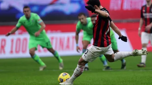 AC Milán se impuso en los descuentos a la Lazio y recupera la punta de la tabla arrebatada por el Inter.