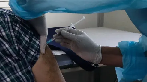 Presidente anuncia inicio de proceso de vacunación