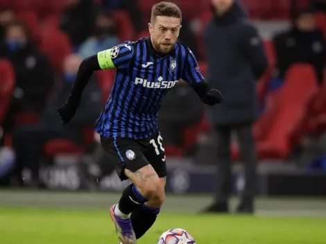 Papu Gómez rechaza y lanza un premio que le metieron a la fuerza