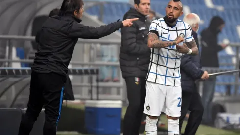 Vidal confesó que pudo ir a otro club con Conte