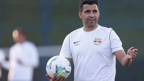 Claudio Maldonado vivirá su debut oficial como entrenador esta tarde ante Palmeiras por la 27ª fecha del Brasileirao