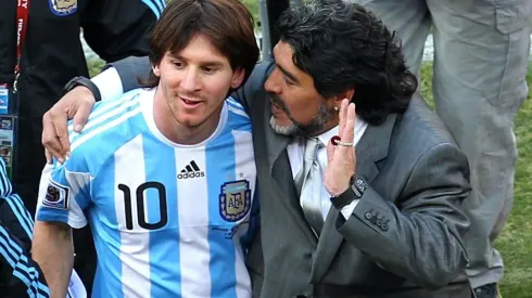 Messi fue dirigido por Maradona en la selección argentina.