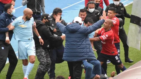Marcos Riquelme desatado de ira en contra de Serginho