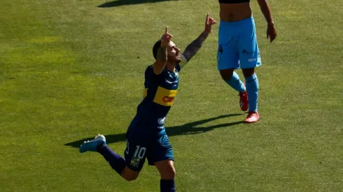 Everton derrotó a un Iquique que cae en picada complicado con el descenso en las dos tablas.