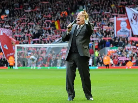 Nunca caminarás solo: falleció voz del mítico himno del Liverpool