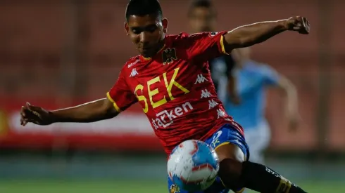 Palacios seguirá por dos partidos en Unión Española