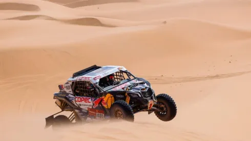 Chaleco López sigue firme en el liderato general.