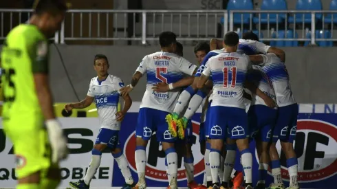 La UC entierra a Iquique, "ayuda" a Colo Colo y complica a la U.