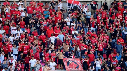 Hinchada de Ñublense de Chillán