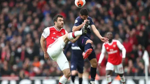 Sokratis puede llegar a Betis