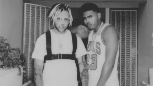 La canción viene a reemplazar al exitoso hit publicado anteriormente, "Dakiti".